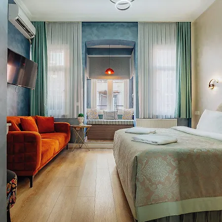 Taksim Bi Center 4*