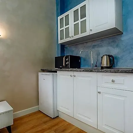 Taksim Bi Center 4*