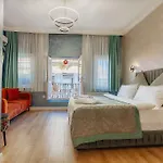 Taksim Bi Center 4*